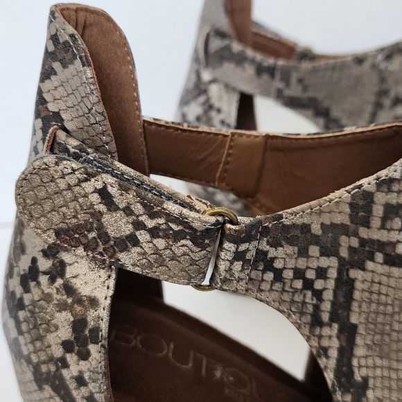 Corkys Brushed Snakeskin Metallic Wedge Sandals NEW - Picture 9 of 11